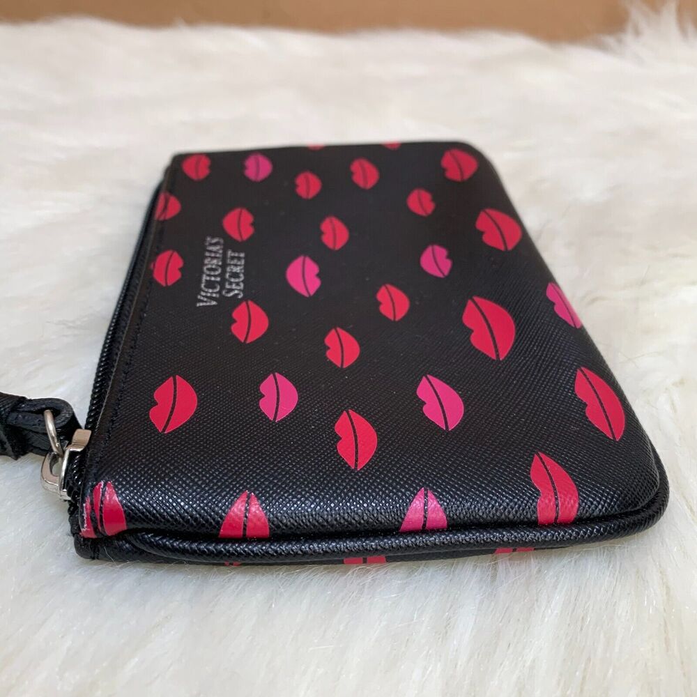 VICTORIA'S SECRET Black Faux Leather Wristlet with Pink & Red Lipstick Love Kiss - Picture 8 of 15